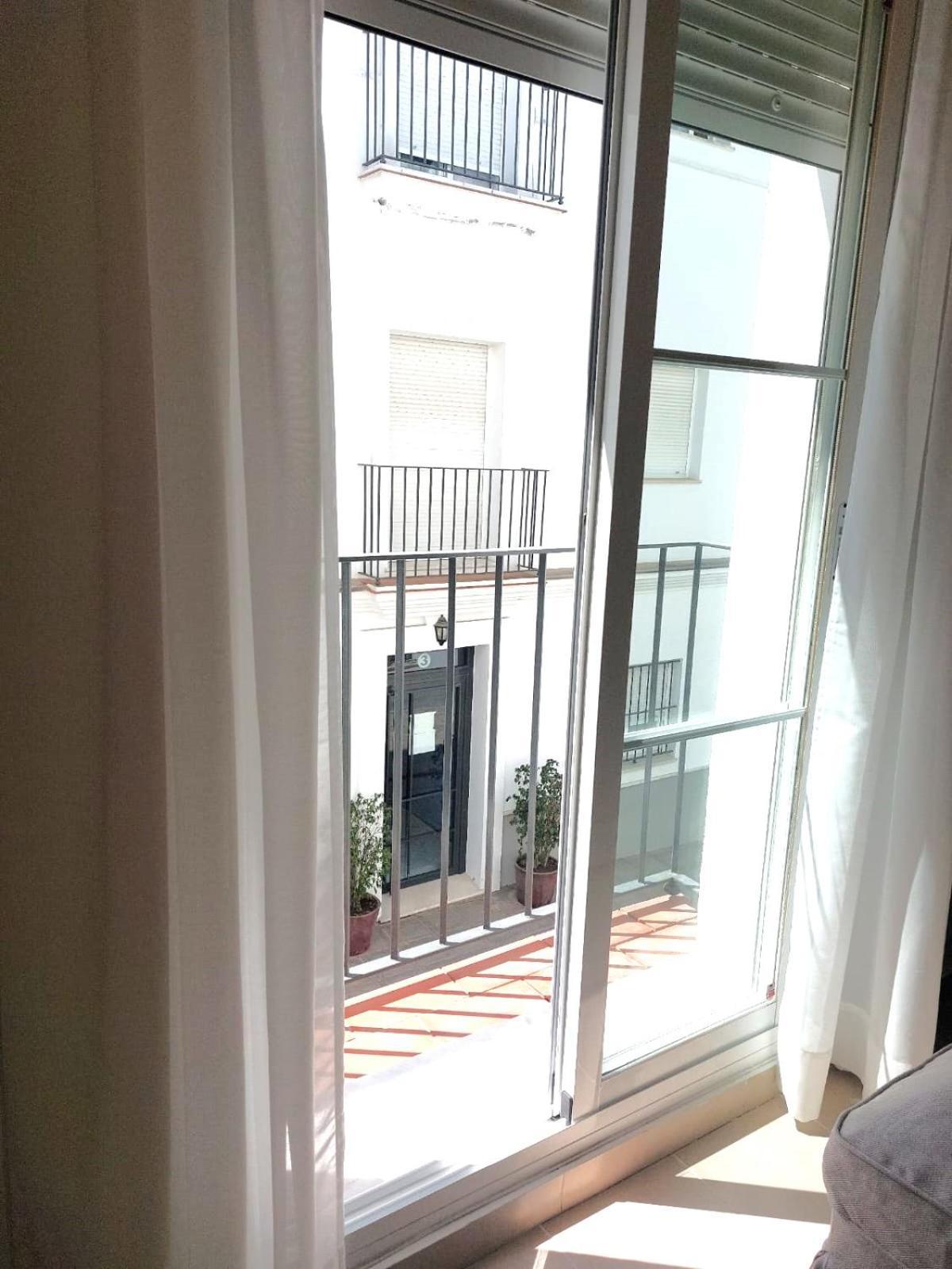 Jardines De La Duquesa Con Garaje Apartment